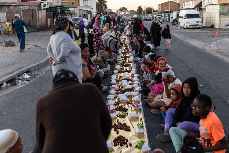 Food and fellowship at a Manenberg community iftar